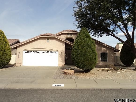 1st image of 2608 Airfield Ct