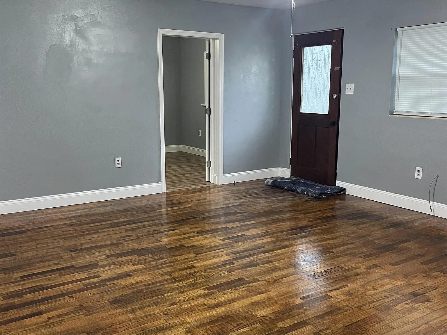 1412 East Voorhis Avenue - 1 — Photo 2
