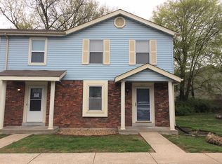 1317 Summergate Pkwy, Saint Charles, MO 63303