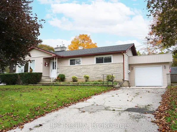 463 Frank St, South Bruce Peninsula, ON N0H 2T0