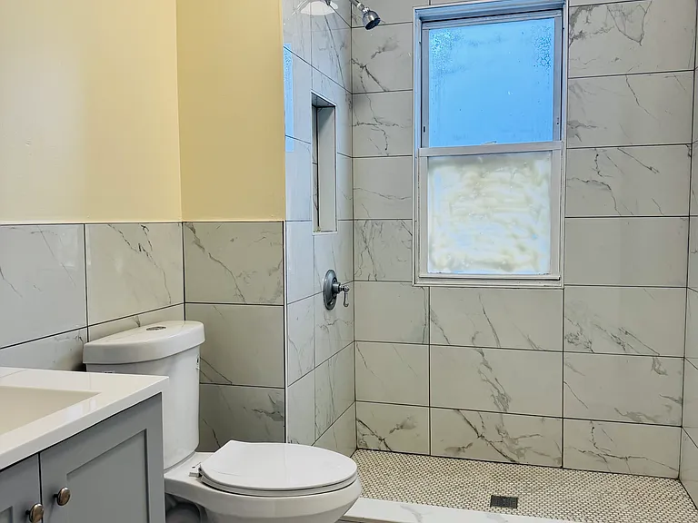 65 Raymond St #1 — Photo 7
