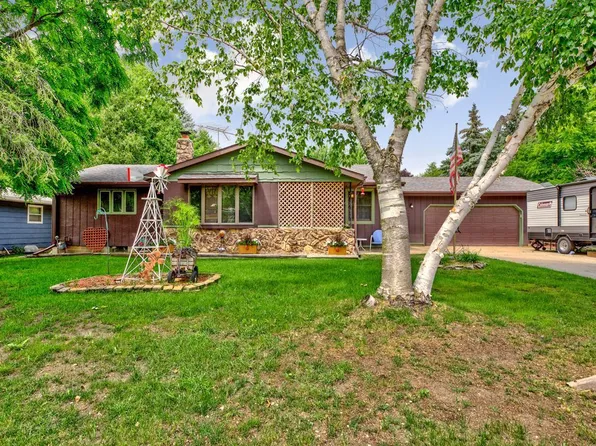 410 W Sharon St, Le Center, MN 56057