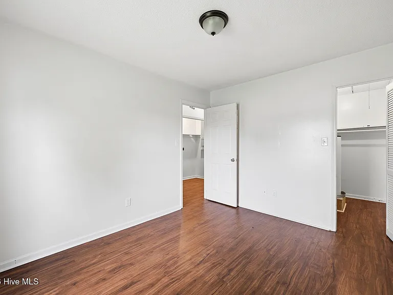 774 Pinewood Dr — Photo 12