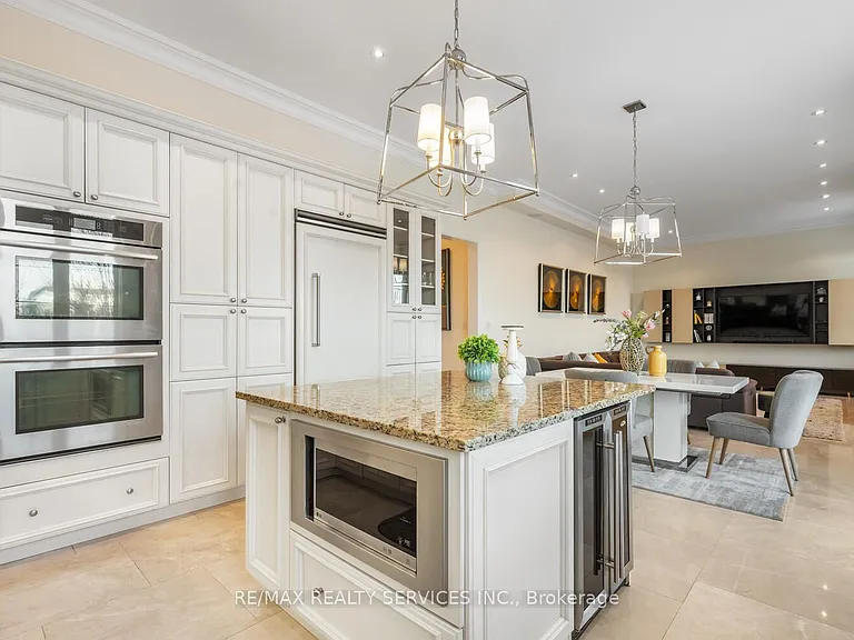 9 Interlacken Dr — Photo 17