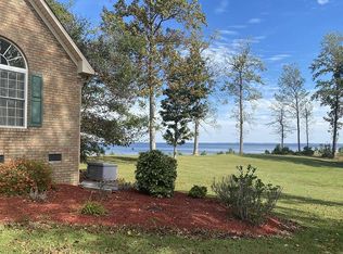 414 Cherry Branch Dr, Havelock, NC 28532