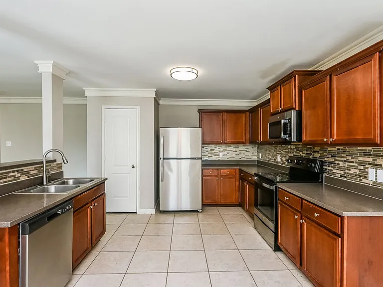 8916 Highland Orchard Dr — Photo 8