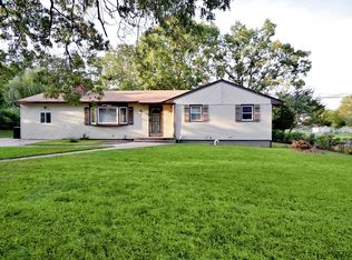 69 Farrington Ave, Bay Shore, NY 11706