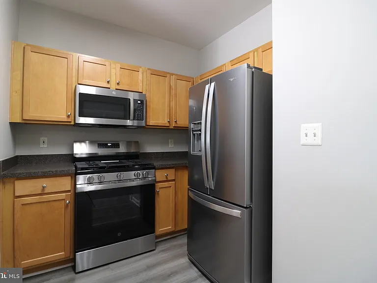 5117 E Travis Edward Way #5117E — Photo 9