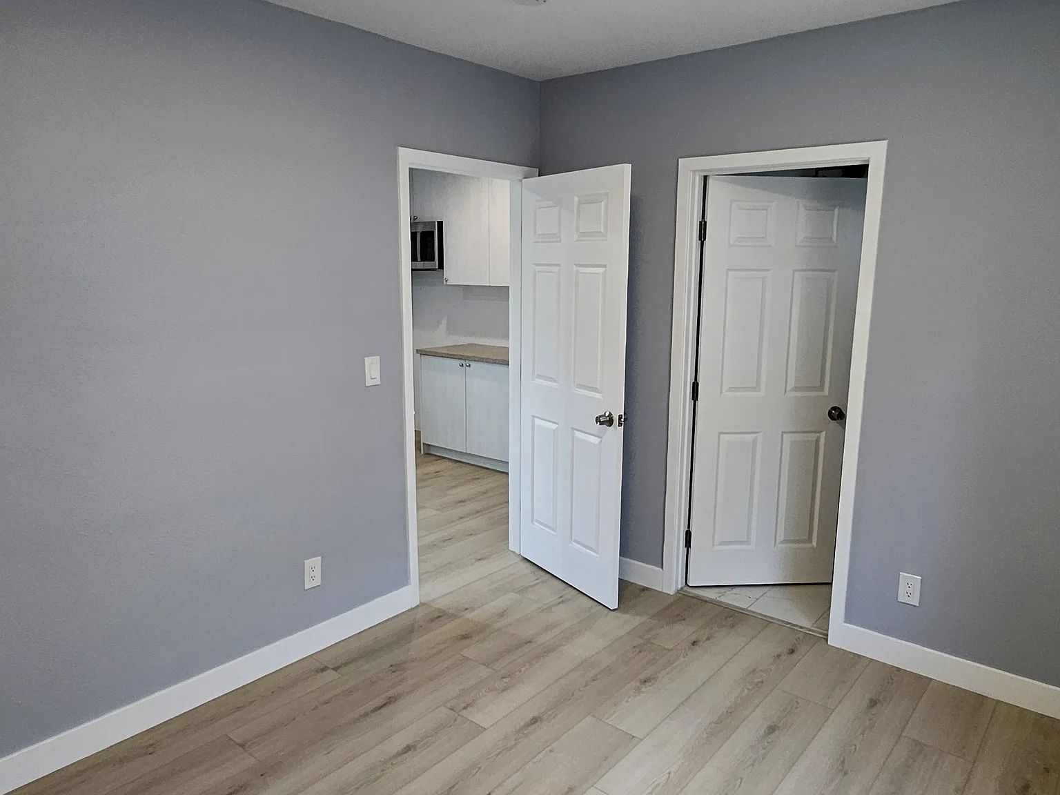 1 bed, 370 sqft, $1,600 — Photo 4