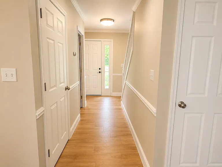 1808 Amberfield Dr — Photo 5