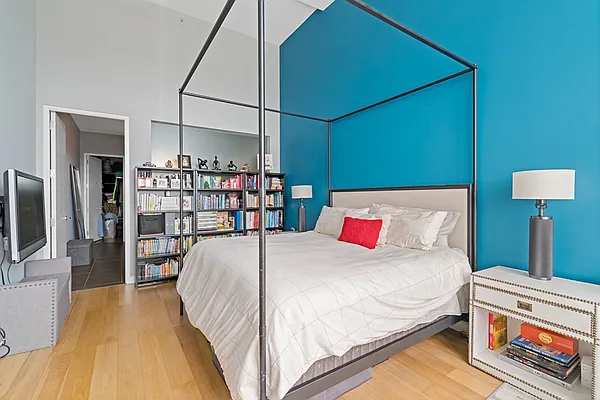 Sold by Nest Seekers International | media 35