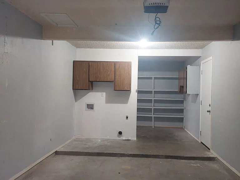 2212 Cumbre Negra St — Photo 26
