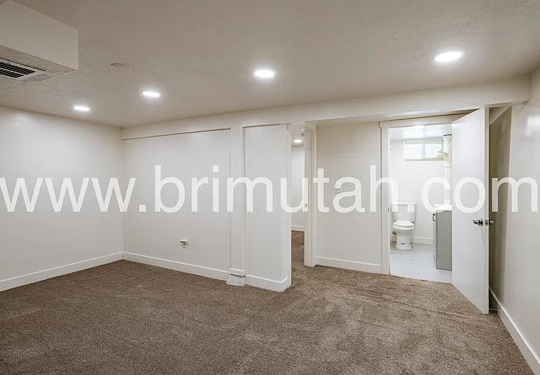 1189 S 1100 E — Photo 14