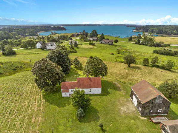 24 Killeran Lane, Cushing, ME 04563