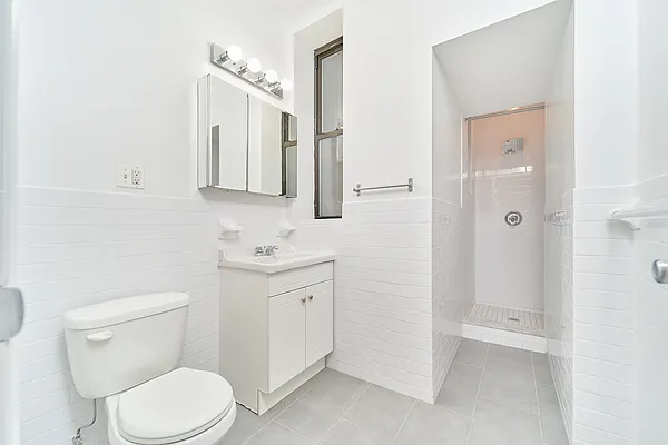 Rented by Living New York | media 13