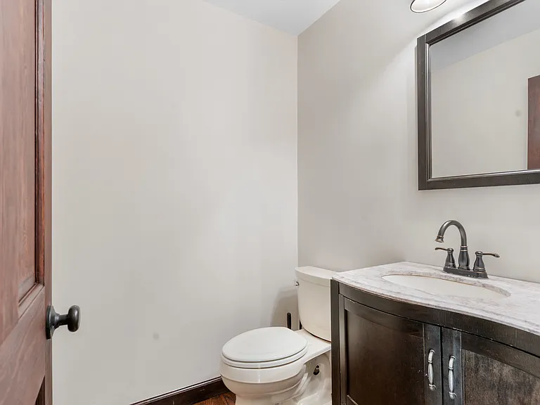 1715 Chestnut Hill Rd — Photo 17