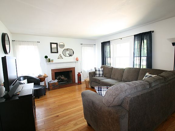 2nd image of 2533 E Kessler Blvd