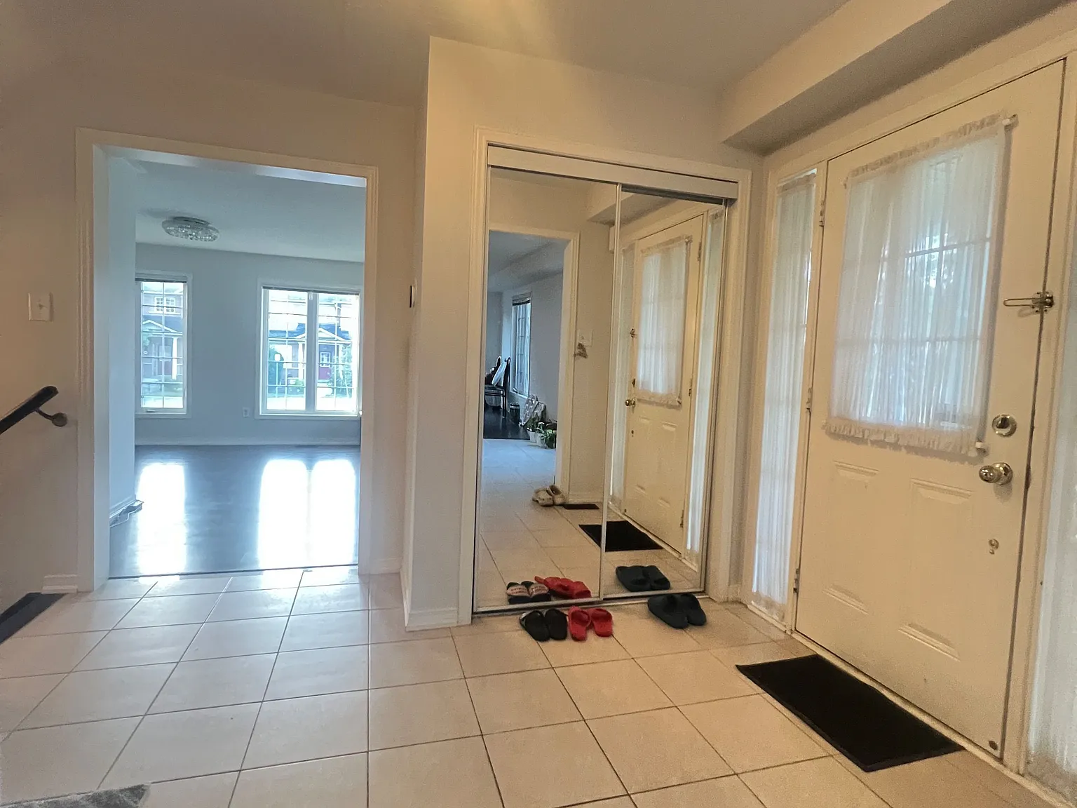 2 bed, $950 — Photo 2