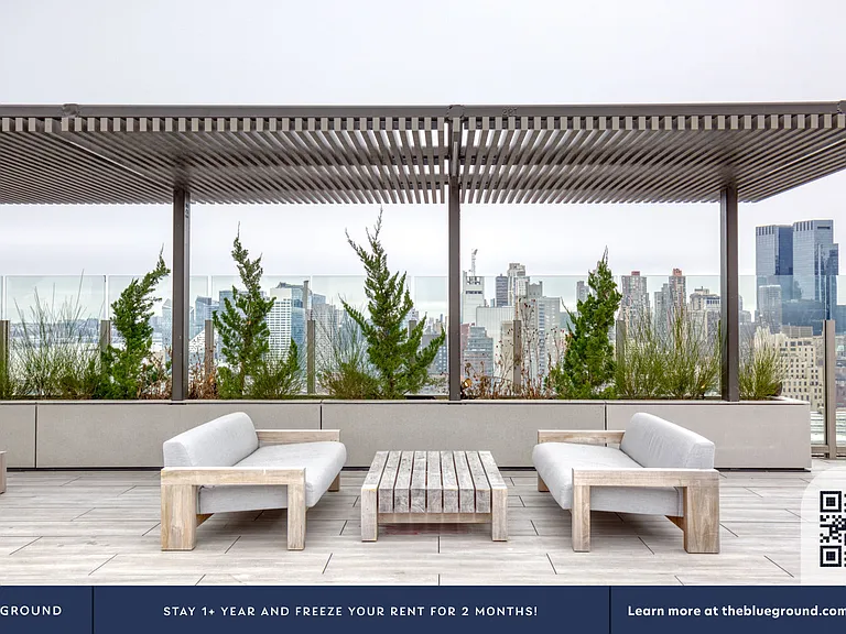 520 W 43rd St #24F — Photo 22