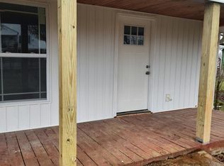 733 Ferry St, Loudon, TN 37774
