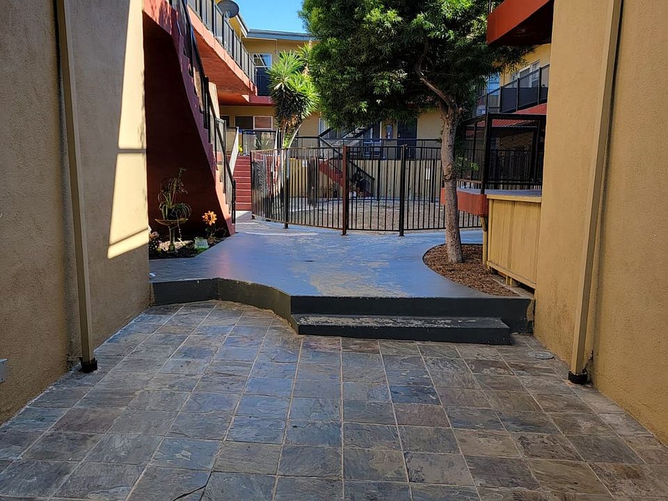 1st image of 2300 W El Segundo Blvd APT 12