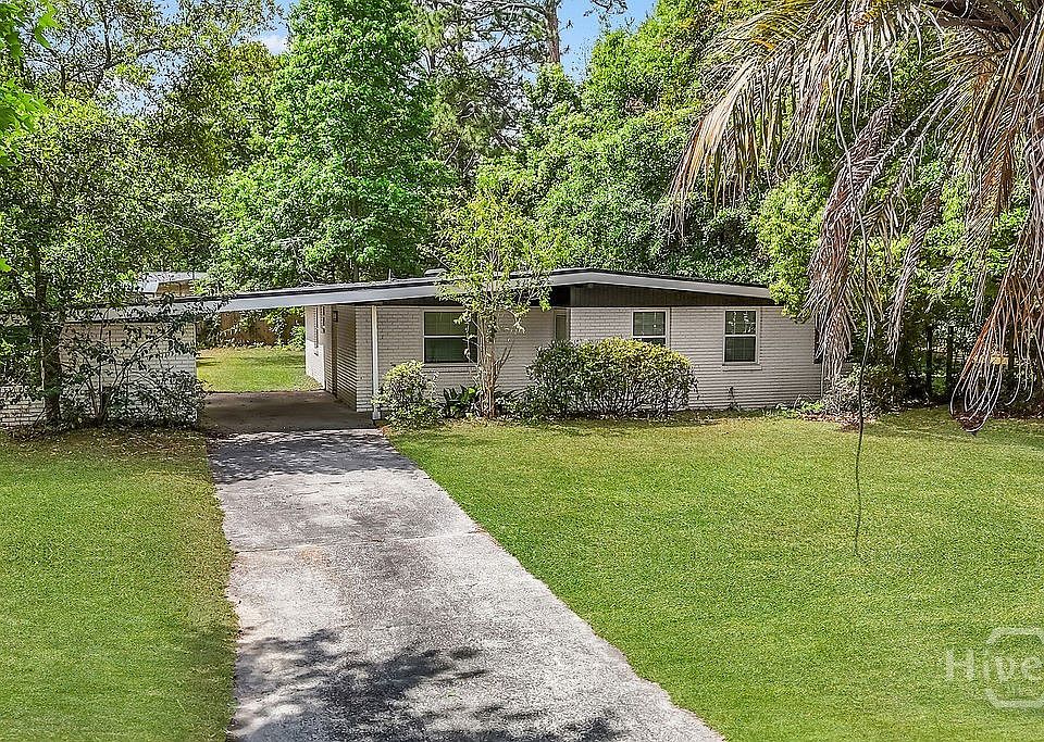 1st image of 325 Woodley Road