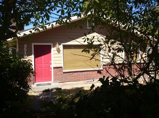 3510 SW 100th St, Seattle, WA 98146