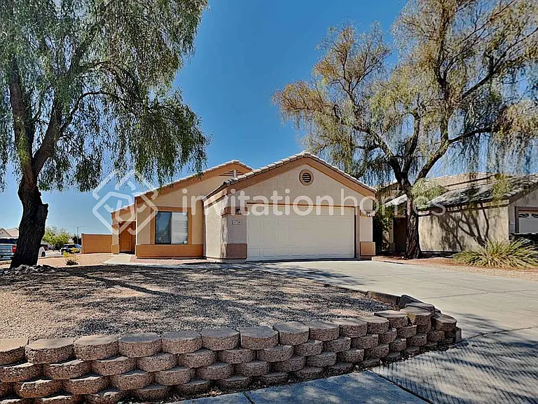 12729 W Dreyfus Dr — Photo 1