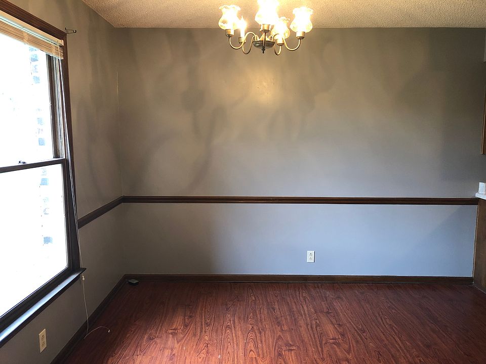 1st image of 629 Deerfield Dr