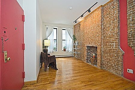 1st floor living room