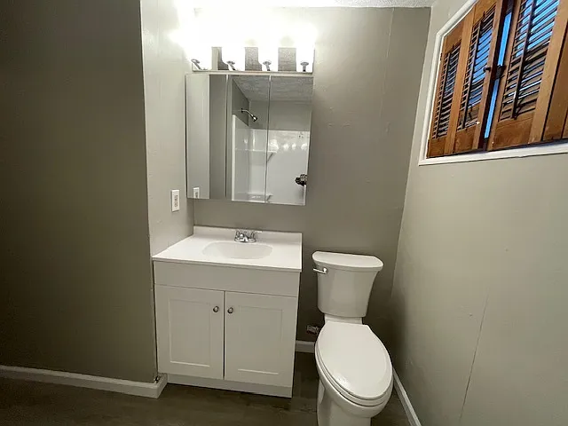 924 E Chippewa Ave — Photo 22