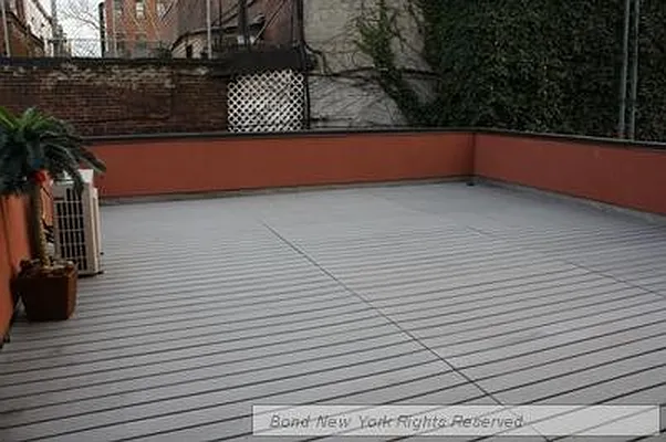 Sold by Bond New York | media 8