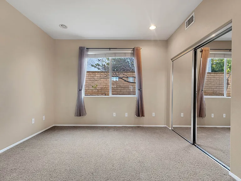 2016 Magpie Ct — Photo 8