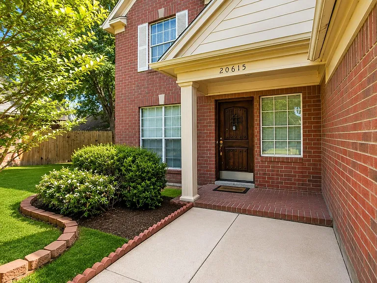 20615 Valley Wells Dr — Photo 3