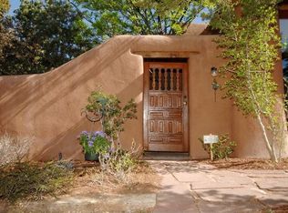 129 N El Rancho Rd, Santa Fe, NM 87501