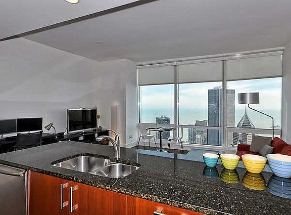 5th image of 401 N Wabash Ave Unit 77E