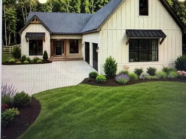 542A Palm St, Holly Springs, GA 30075