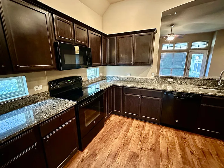2709 Keathley Dr — Photo 8
