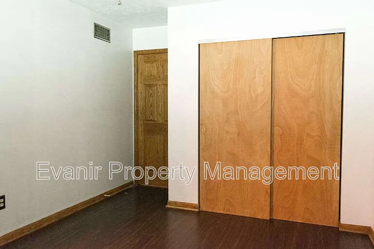 113 Brittany Ln — Photo 28