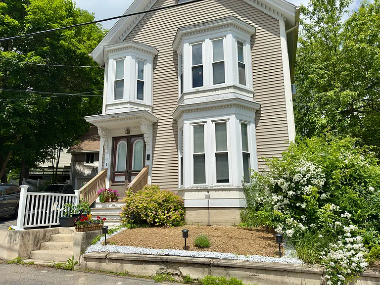 41 Pleasant St #1 — Photo 1