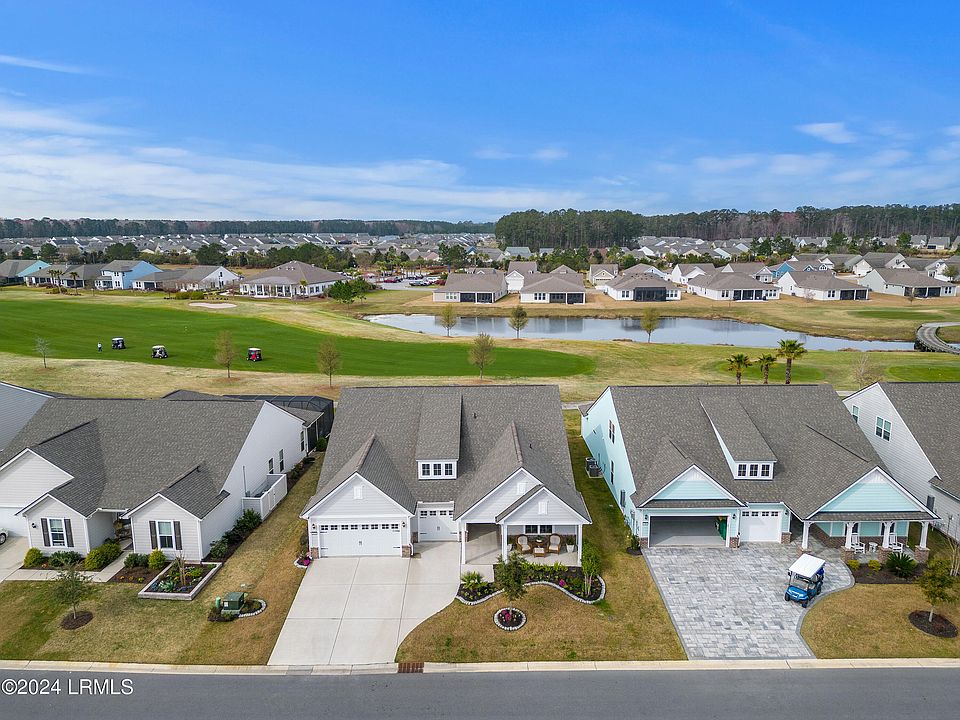 1st image of 194 Dawnbrook Court