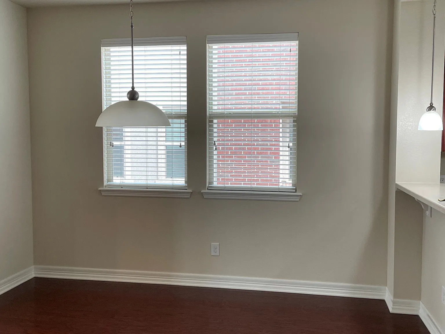 3 bed, 2.5 bath, 1824 sqft, $2,800 — Photo 4