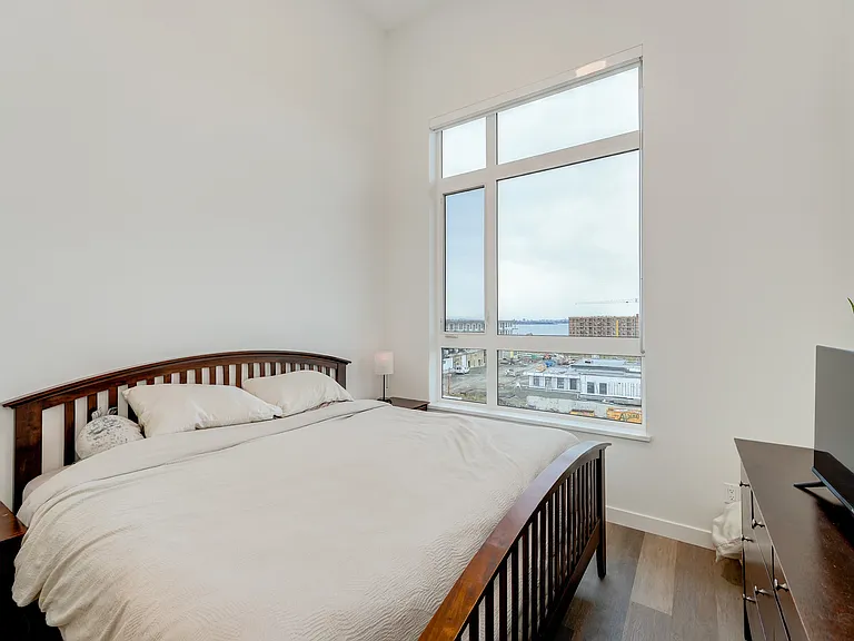 3564B Ryder Hesjedal Way — Photo 4