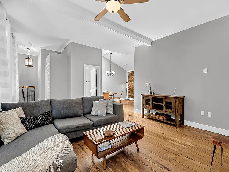 278 King St #C-1 — Photo 3