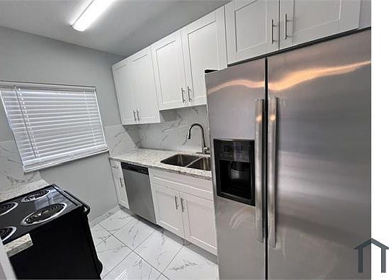 1st image of 1721 NW 15th Vis APT 10