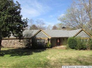 2111 Plumas Dr, Nesbit, MS 38651
