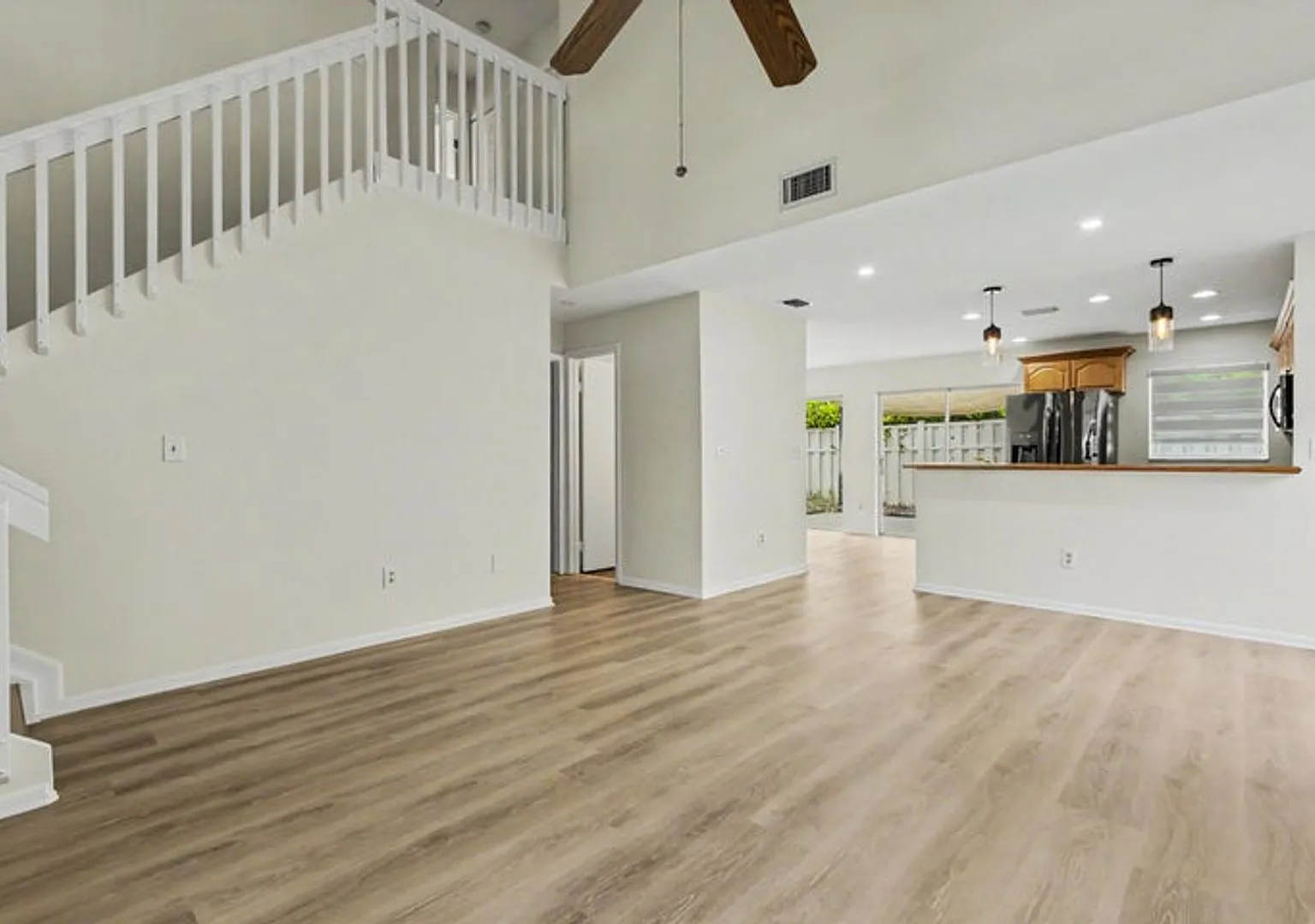 9825 NW 2nd Court, Plantation, FL 33324 - 7093 — Photo 4