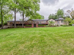 12356 Conway Rd, Saint Louis, MO 63141