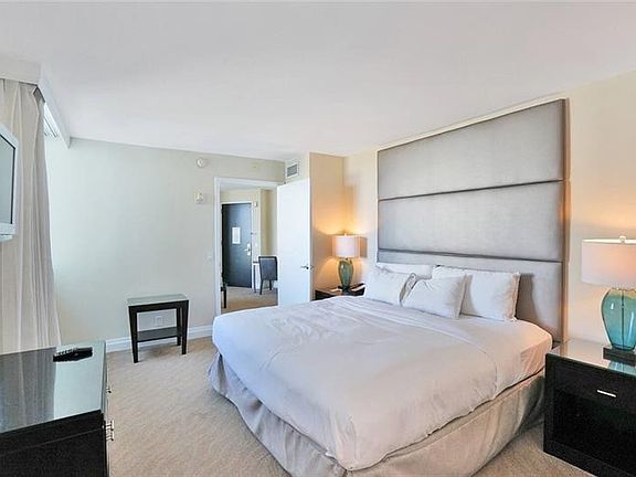 5th image of 2670 E Sunrise Boulevard #PH 1418