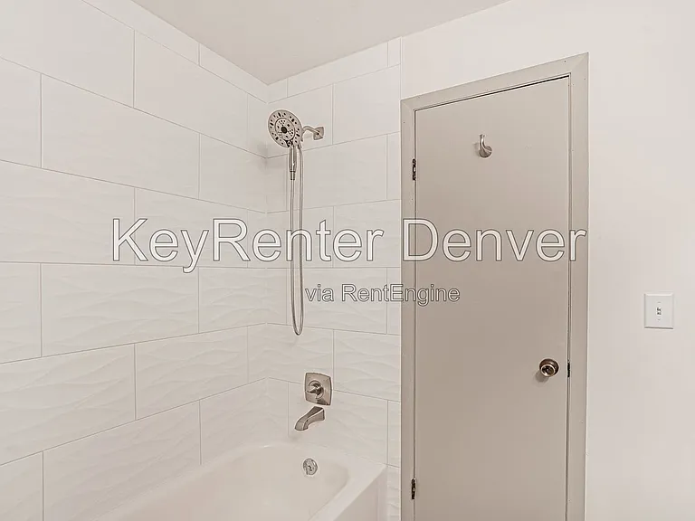 865 S Quebec St #304A — Photo 22